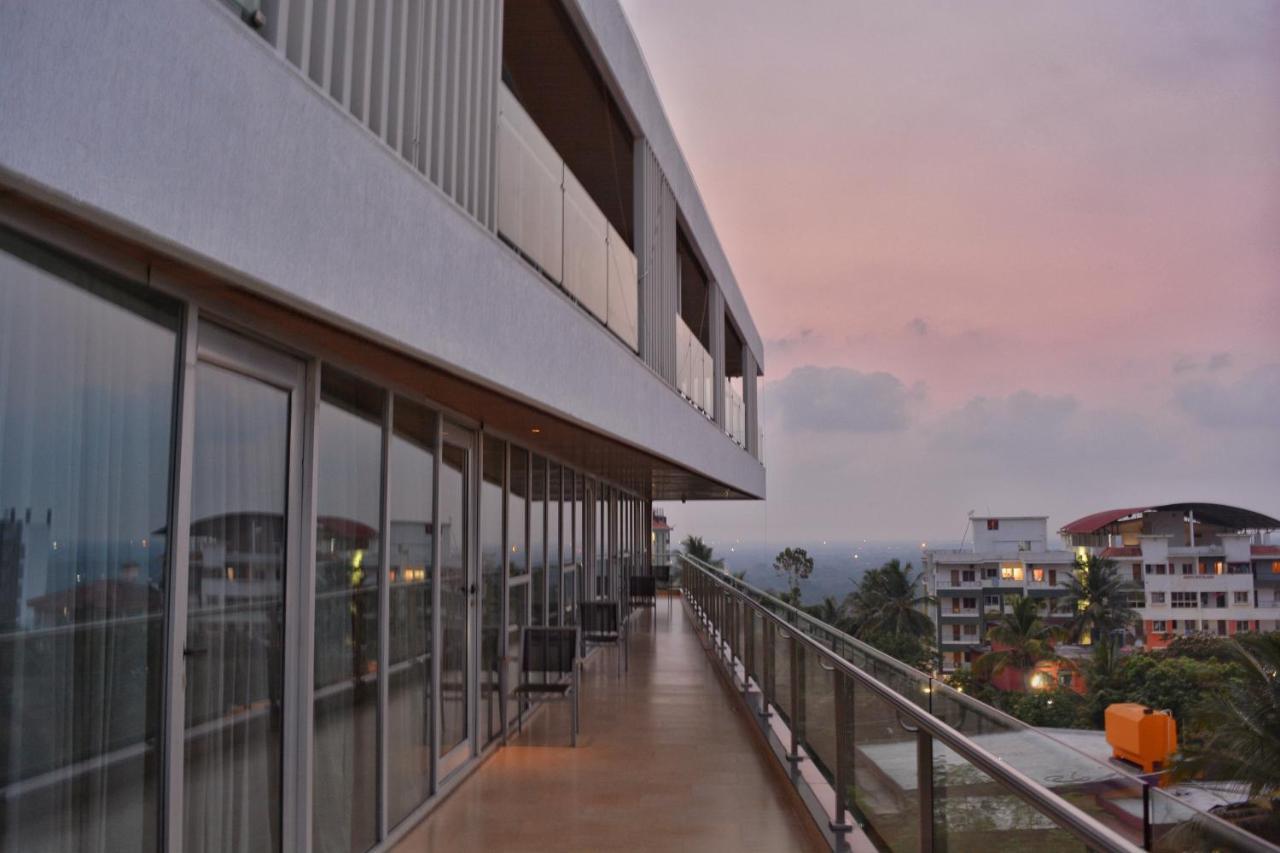 Satkar Paradise Aparthotel Manipal Exterior photo